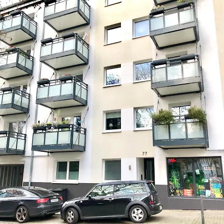 Apartment Homefy Come-together - Balkon - Aufzug - Free Parking - Smart Tvs